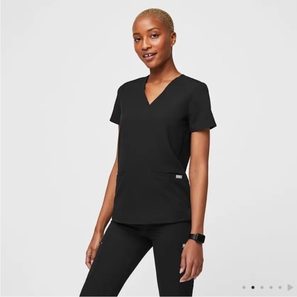Figs Black pullover short sleeve medical scrubs front pocket top size small - Picture 3 of 14